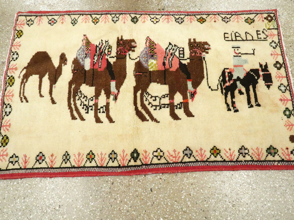 Vintage Persian Baluch Pictorial Rug, No.26776 - Galerie Shabab