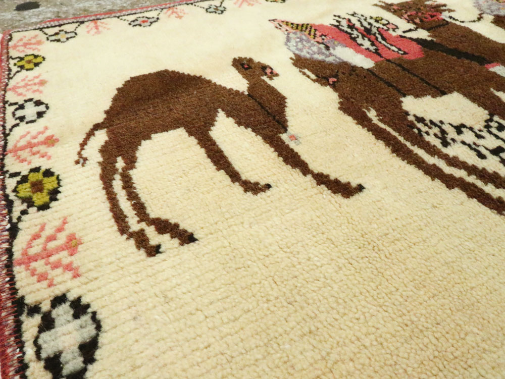 Vintage Persian Baluch Pictorial Rug, No.26776 - Galerie Shabab