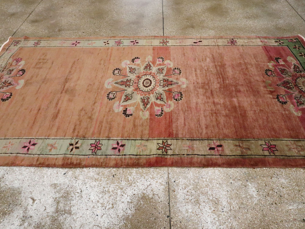 Vintage Indian Lahore Wide Gallery Runner, No.26784 - Galerie Shabab