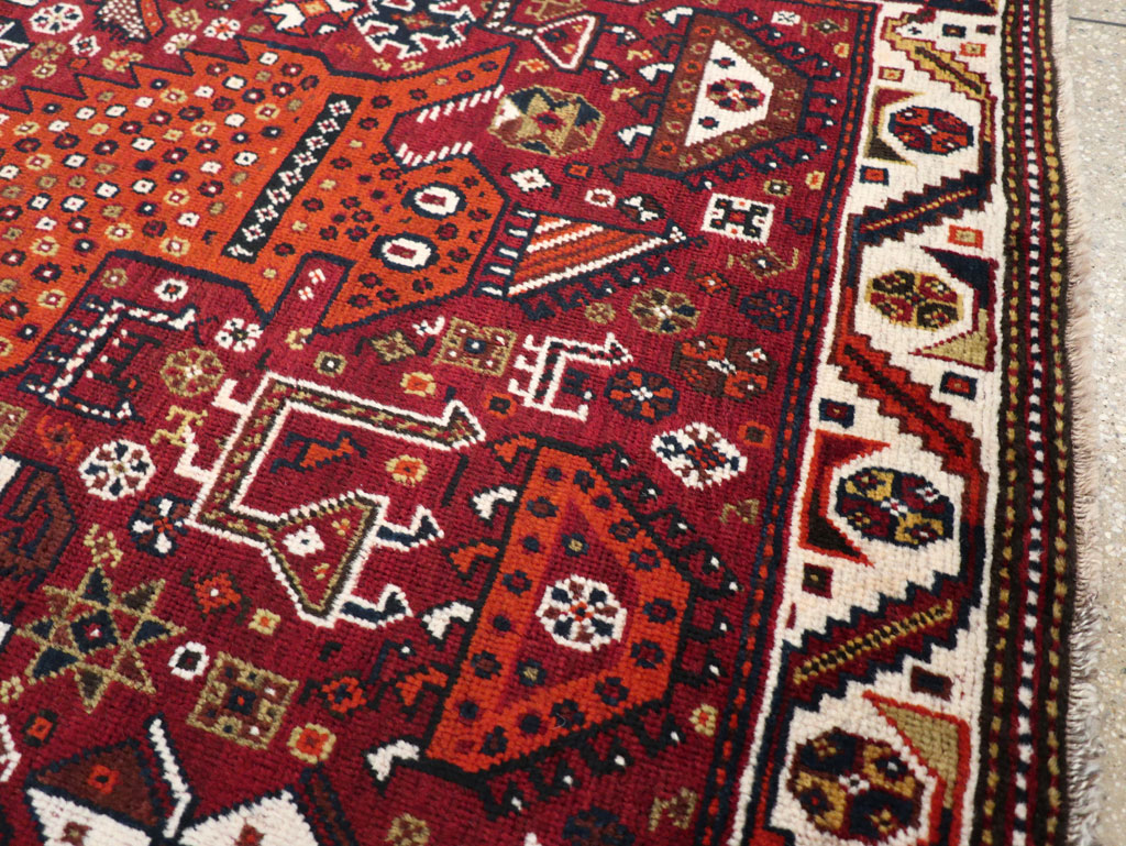 Vintage Pictorial Qashqai Rug, No.26794 - Galerie Shabab