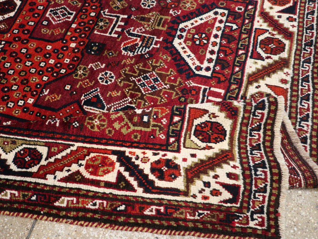 Vintage Pictorial Qashqai Rug, No.26794 - Galerie Shabab