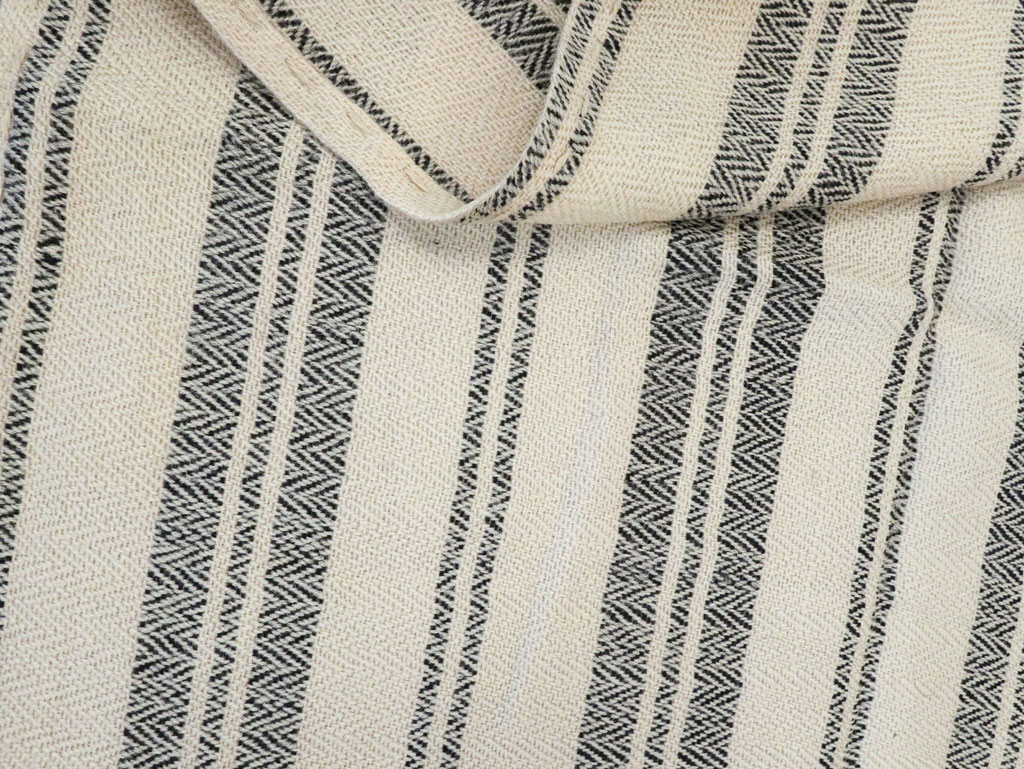 Vintage Persian Textile, No.26803 - Galerie Shabab