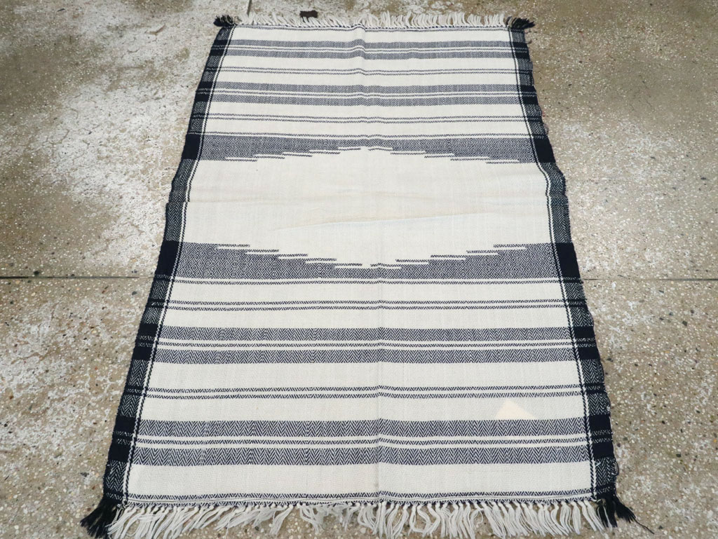 Vintage Persian Textile, No.26805 - Galerie Shabab