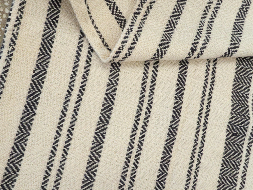 Vintage Persian Textile, No.26806 - Galerie Shabab