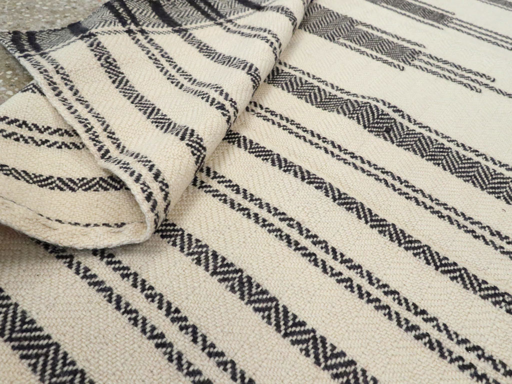 Vintage Persian Textile, No.26806 - Galerie Shabab