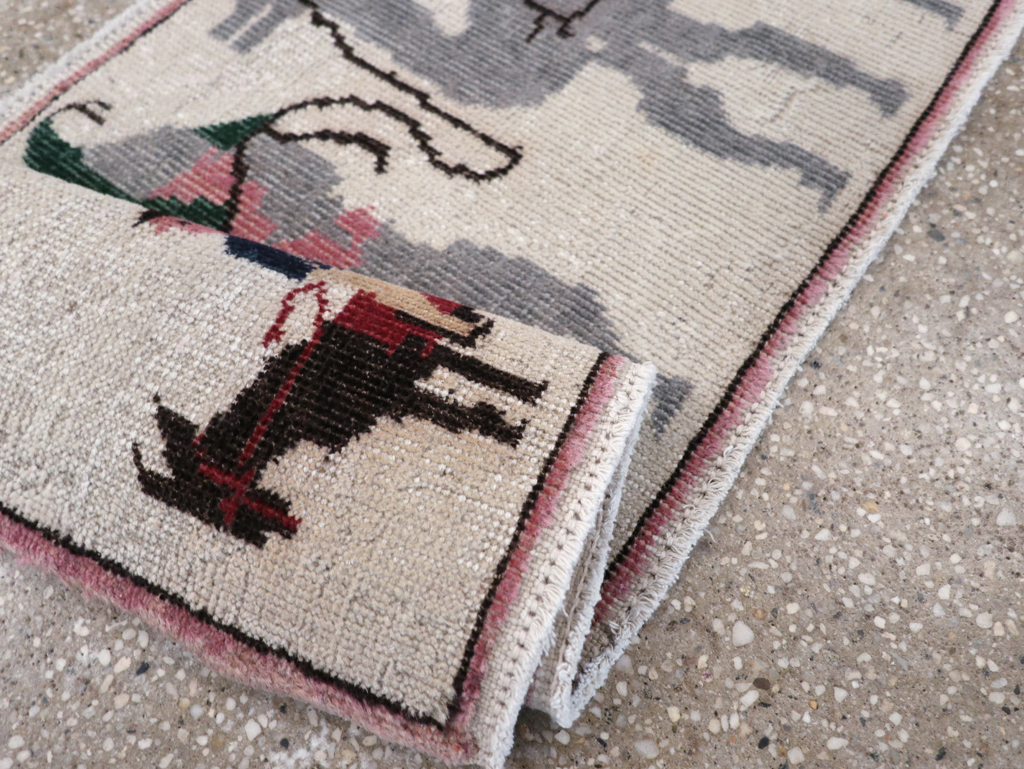 Vintage Turkish Pictorial Throw Rug, No.26817 - Galerie Shabab