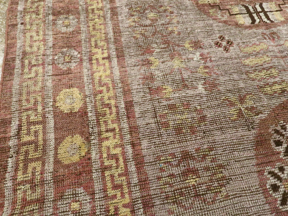 Antique East Turkestan Khotan Accent Rug, No.26818 - Galerie Shabab