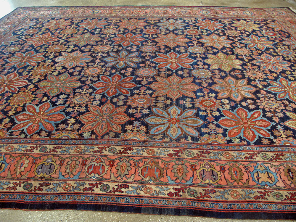 Antique Persian Bidjar Carpet, No.26820 - Galerie Shabab