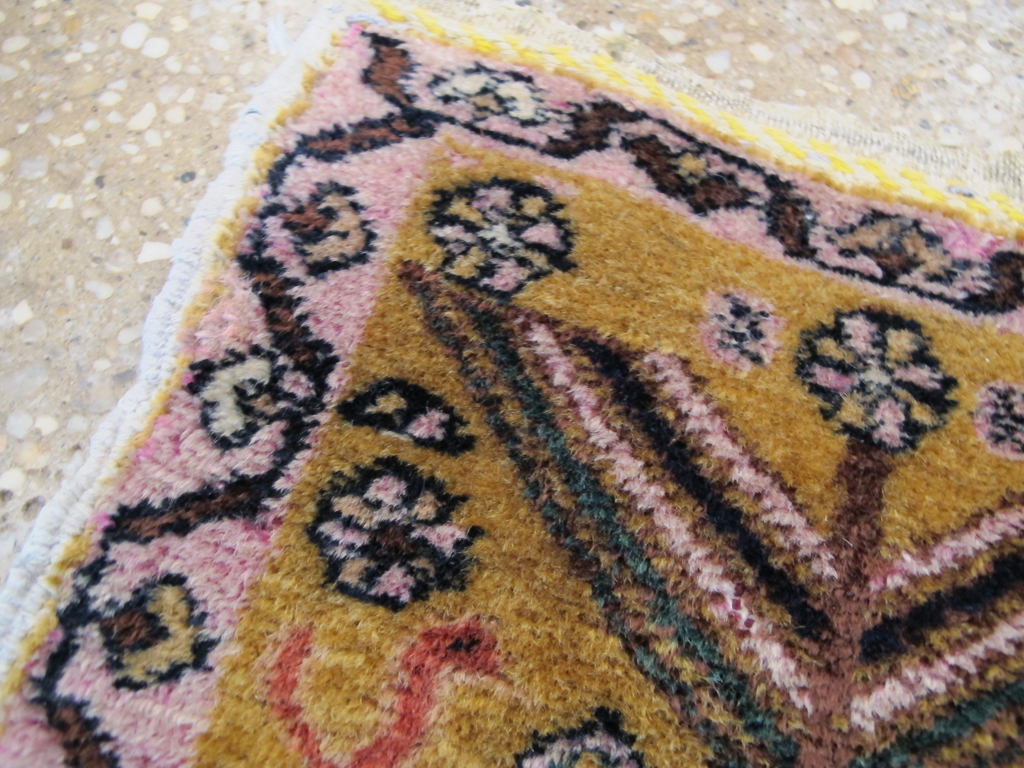 Vintage Persian Gabbeh Tribal Throw Rug, No.26825 - Galerie Shabab