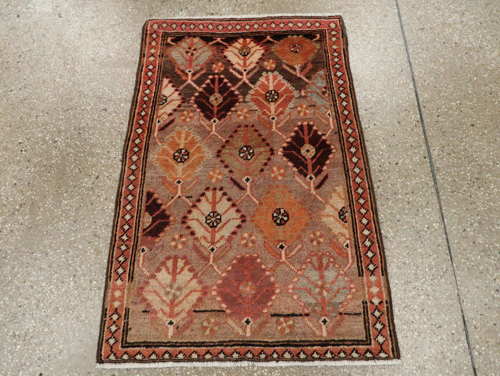 Vintage Persian Malayer Throw Rug, No.26828 - Galerie Shabab