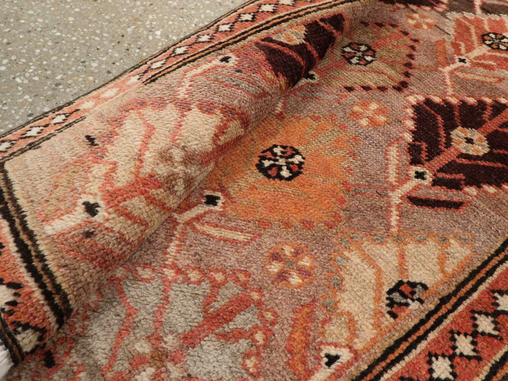 Vintage Persian Malayer Throw Rug, No.26828 - Galerie Shabab