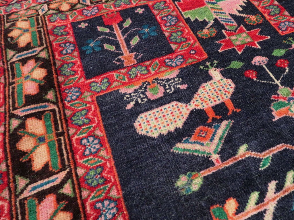 Vintage Persian Baluch Throw Rug, No.26829 - Galerie Shabab