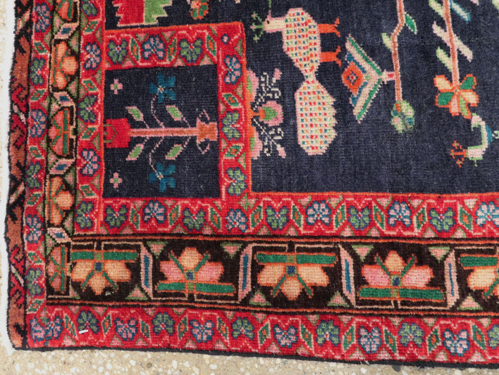 Vintage Persian Baluch Throw Rug, No.26829 - Galerie Shabab