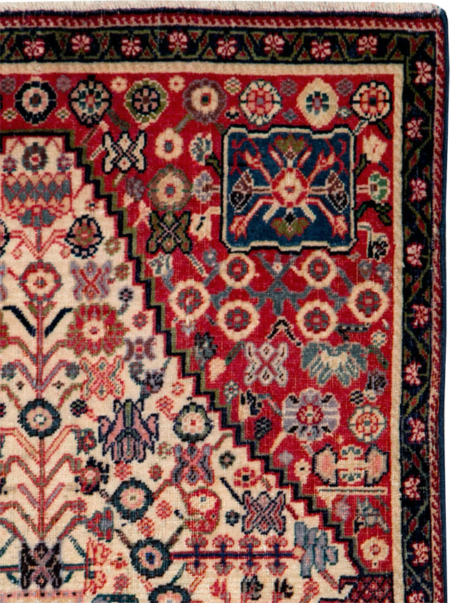 Vintage Persian Afshar Rug, No.26830 - Galerie Shabab