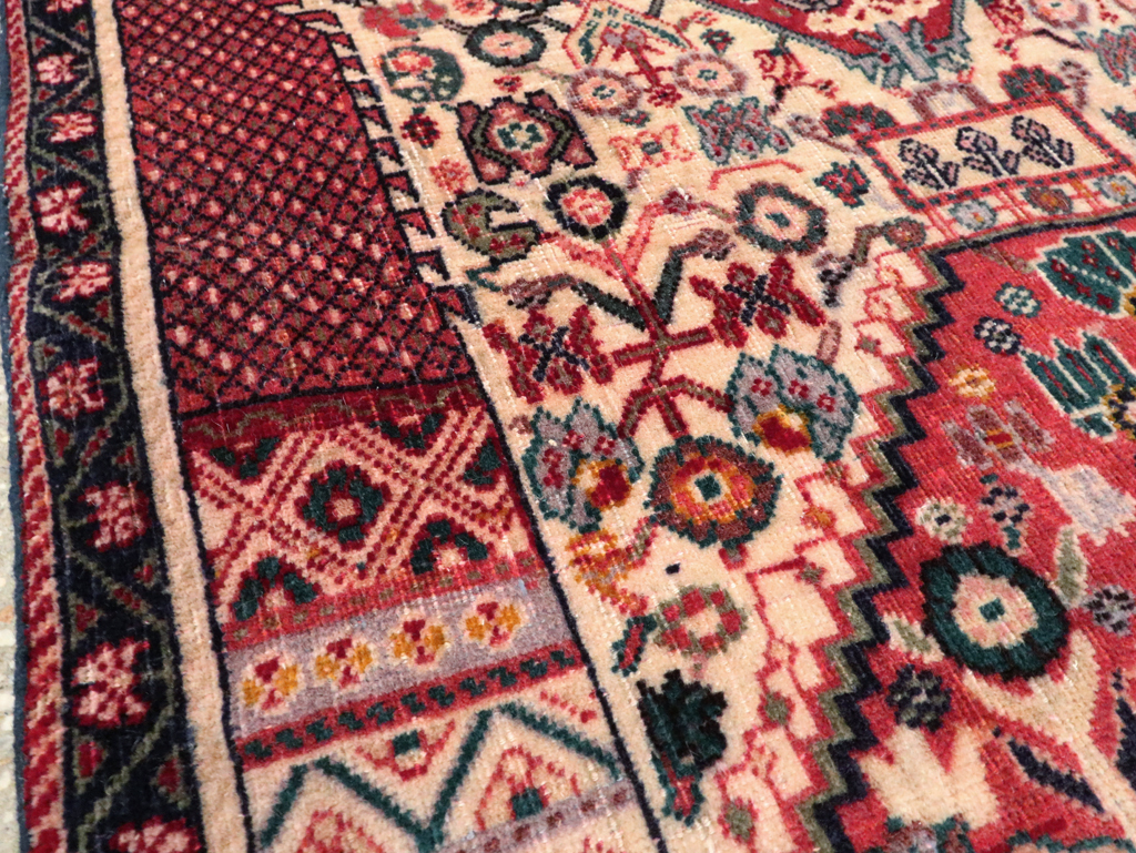 Vintage Persian Afshar Rug, No.26830 - Galerie Shabab