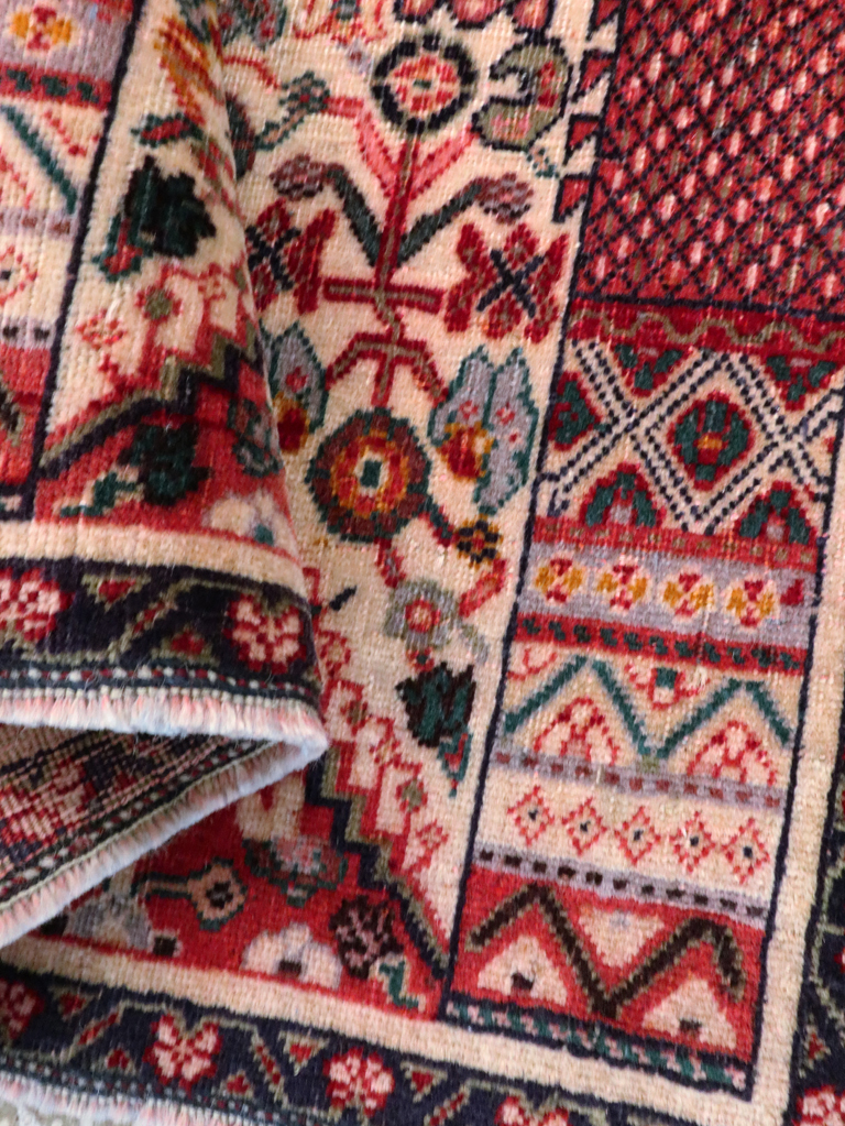 Vintage Persian Afshar Rug, No.26830 - Galerie Shabab