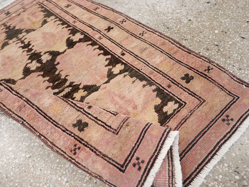 Vintage Persian Ardabil Throw Rug, No.26831 - Galerie Shabab