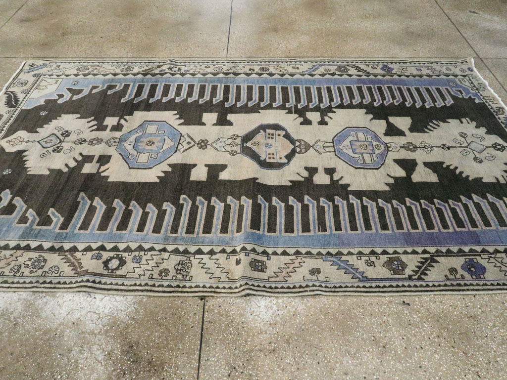 Vintage Persian Malayer Gallery Rug, No.26837 - Galerie Shabab