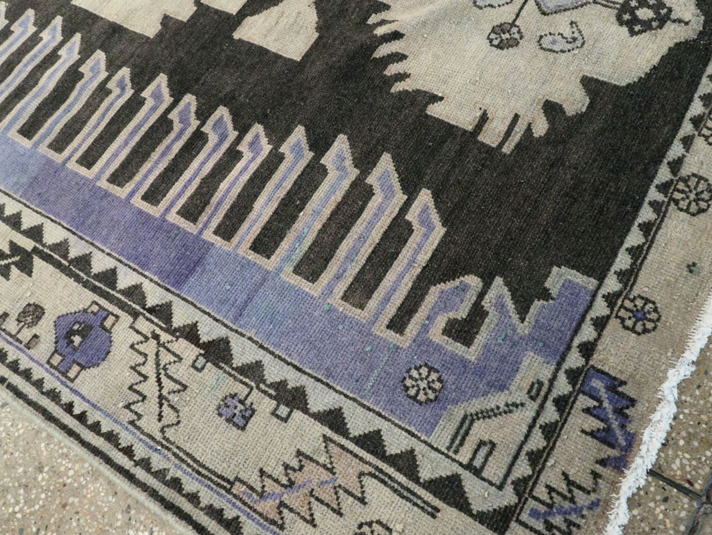 Vintage Persian Malayer Gallery Rug, No.26837 - Galerie Shabab