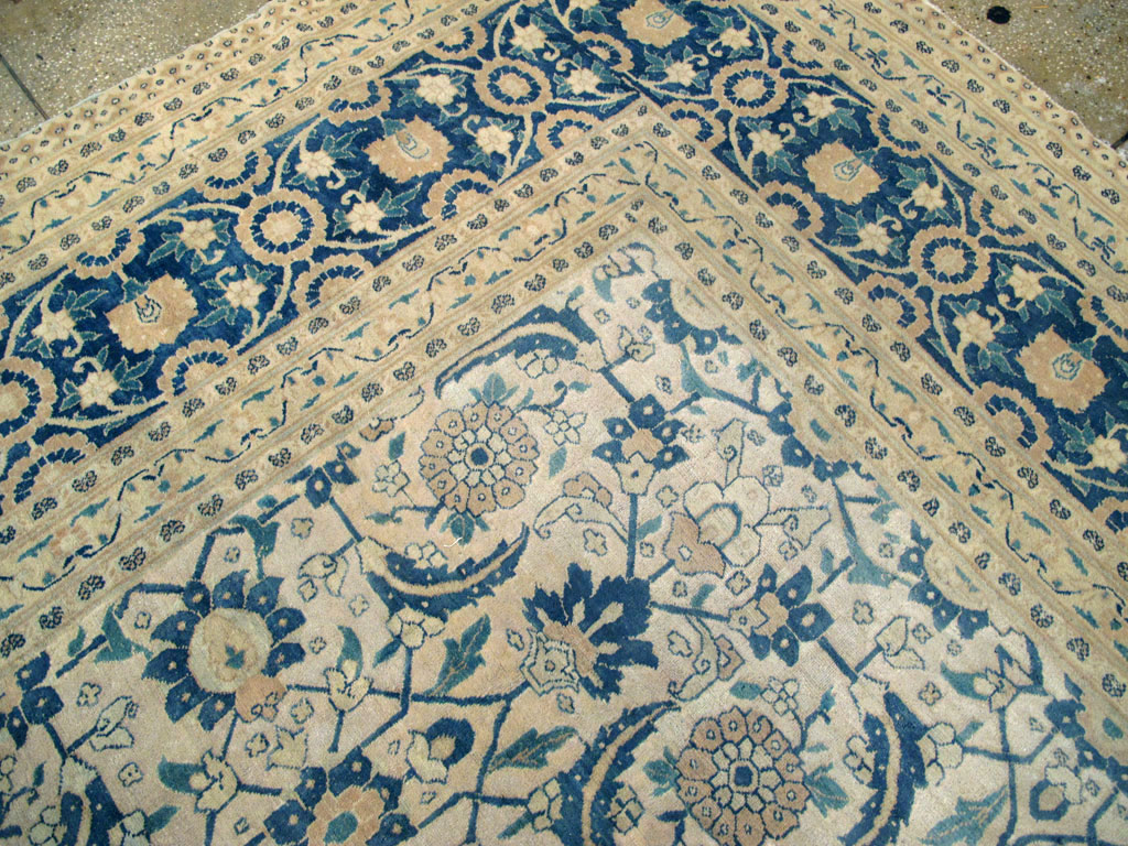 Antique Persian Tabriz Large Room Size Carpet, No.26844 - Galerie Shabab