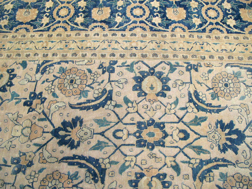 Antique Persian Tabriz Large Room Size Carpet, No.26844 - Galerie Shabab