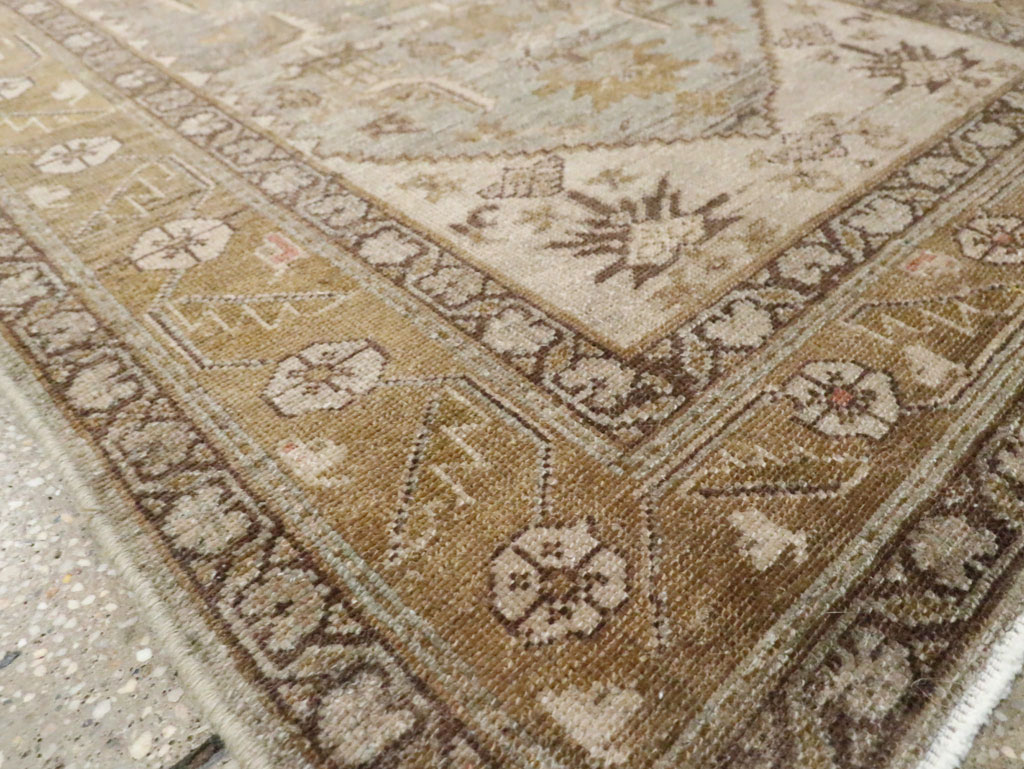 Vintage Persian Malayer Runner, No.26845 - Galerie Shabab