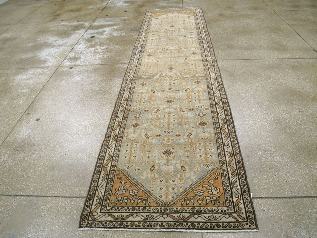 Vintage Persian Malayer Runner, No.26846 - Galerie Shabab