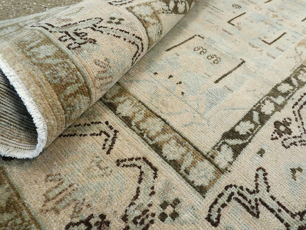 Antique Persian Malayer Runner, No.26849 - Galerie Shabab