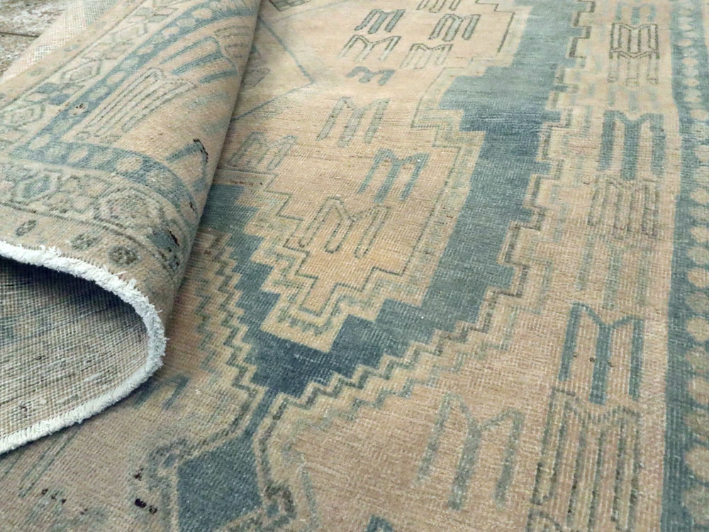 Vintage Persian Afshar Accent Rug, No.26851 - Galerie Shabab
