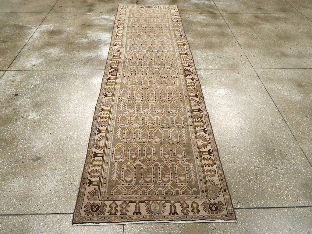 Vintage Persian Malayer Runner, No.26856 - Galerie Shabab