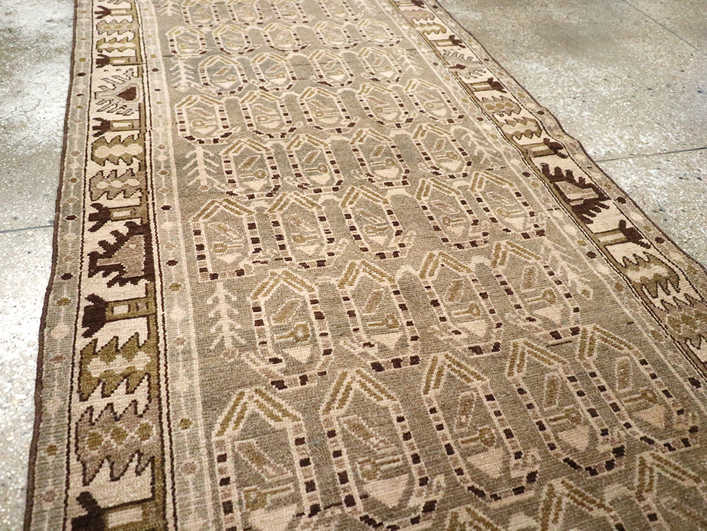 Vintage Persian Malayer Runner, No.26856 - Galerie Shabab