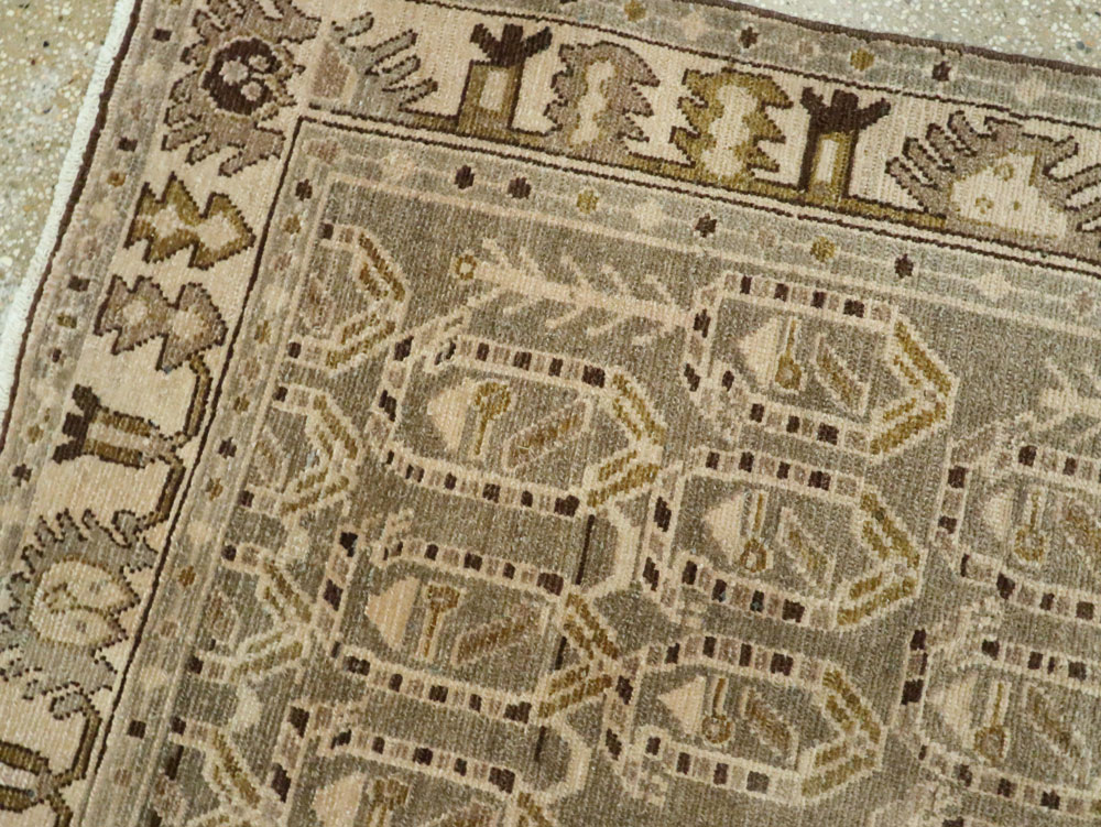 Vintage Persian Malayer Runner, No.26856 - Galerie Shabab