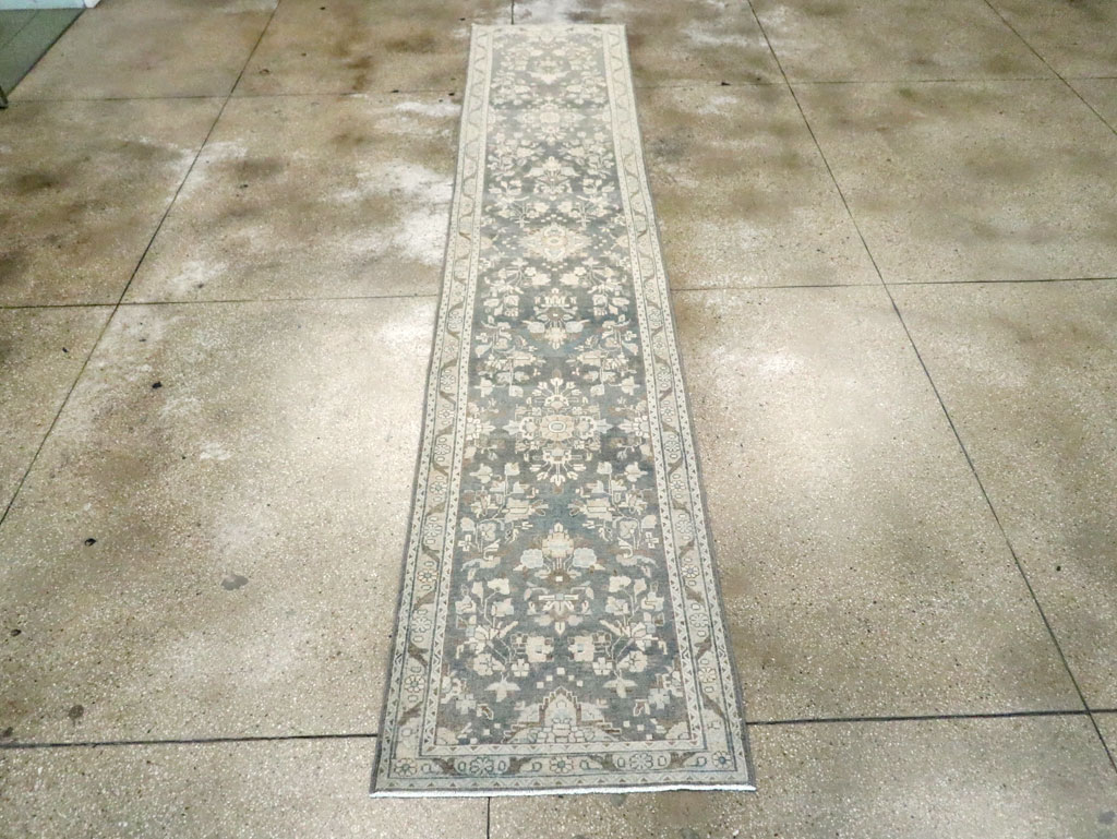 Vintage Persian Malayer Runner, No.26862 - Galerie Shabab