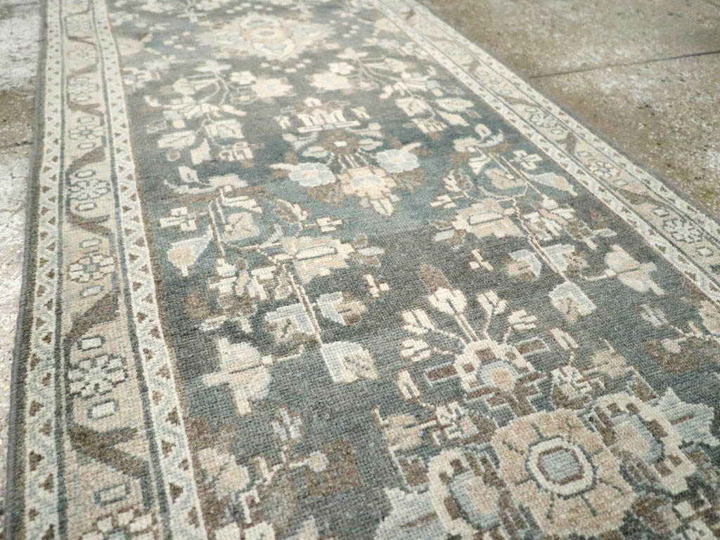 Vintage Persian Malayer Runner, No.26862 - Galerie Shabab