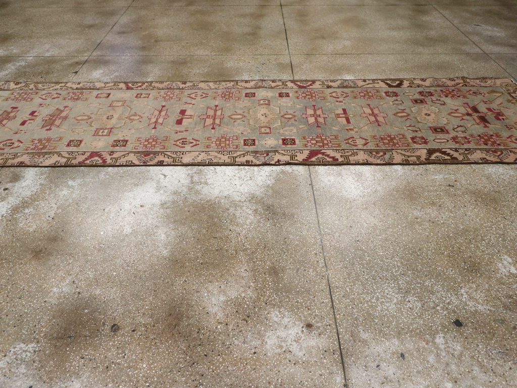 Vintage Persian Malayer Runner, No.26865 - Galerie Shabab