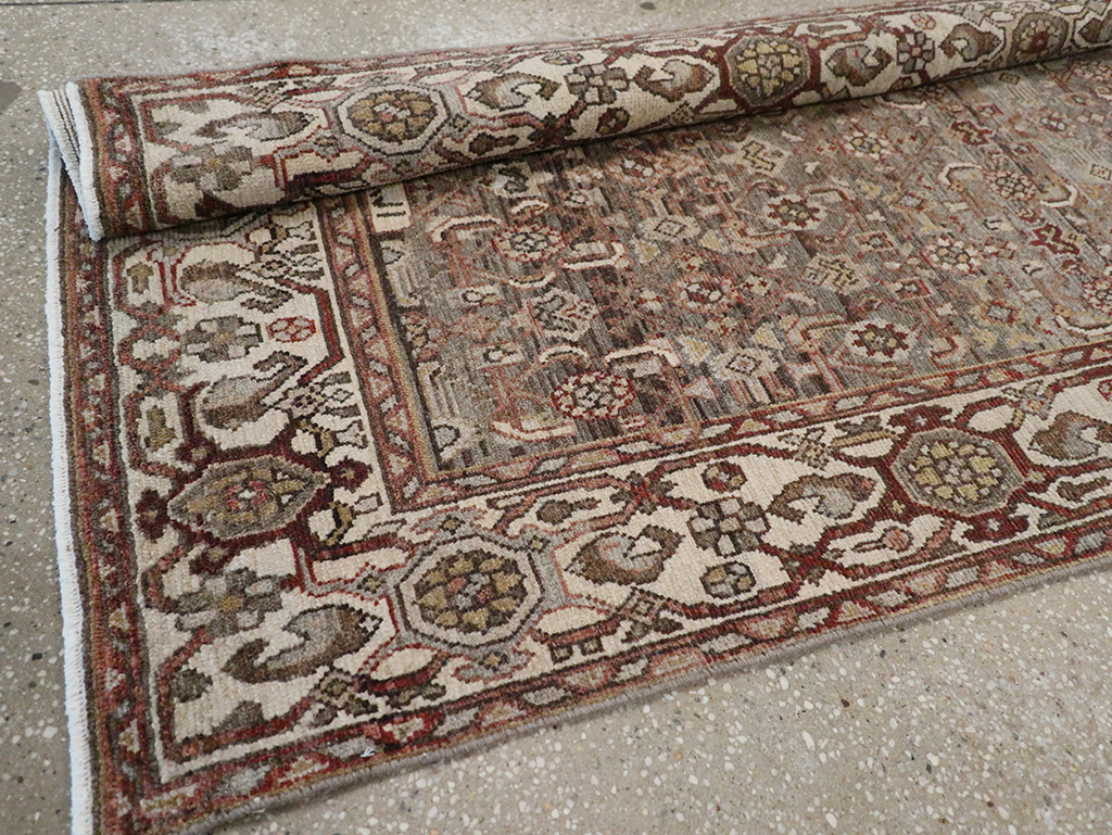 Antique Persian Malayer Runner, No.26877 - Galerie Shabab
