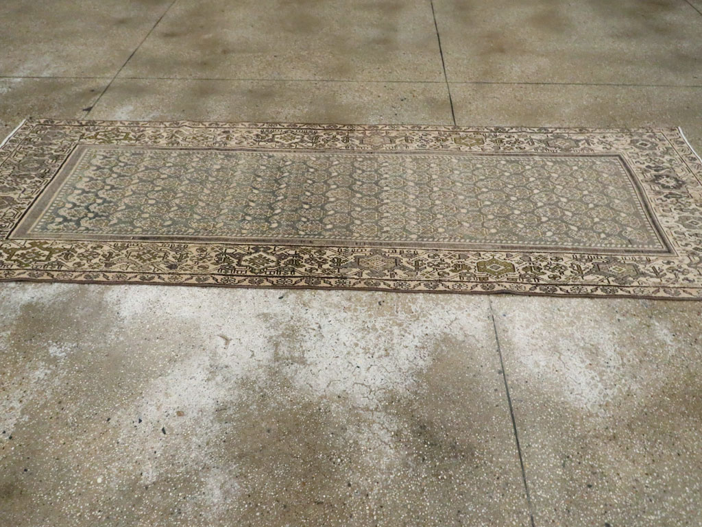 Antique Persian Malayer Runner, No.26878 - Galerie Shabab