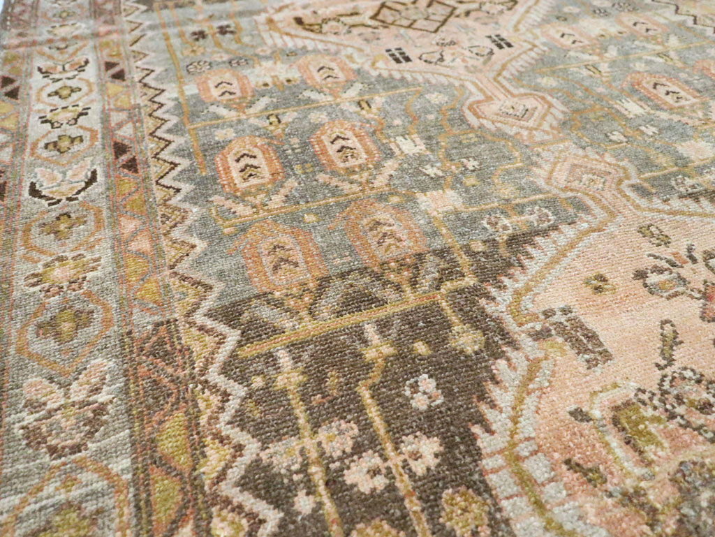 Antique Persian Malayer Gallery Carpet, No.26882 - Galerie Shabab