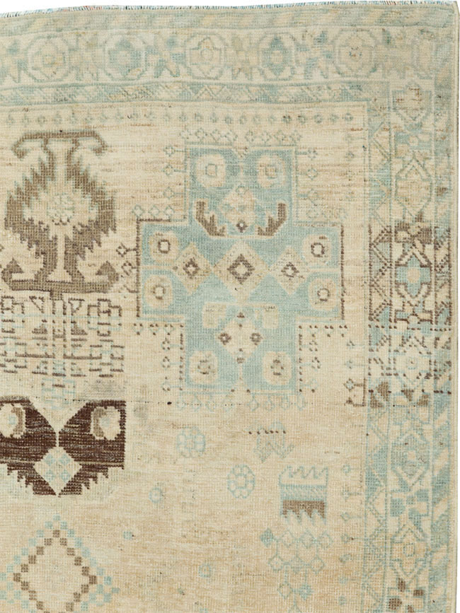 Vintage Persian Afshar Throw Rug, No.26890 - Galerie Shabab