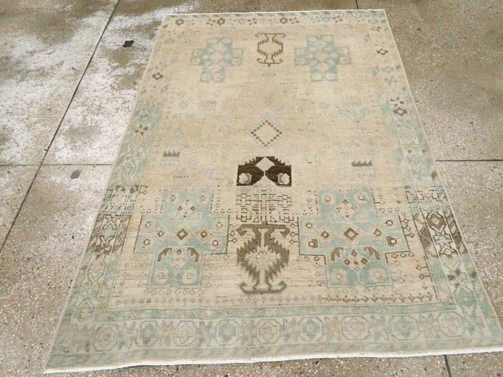Vintage Persian Afshar Throw Rug, No.26890 - Galerie Shabab