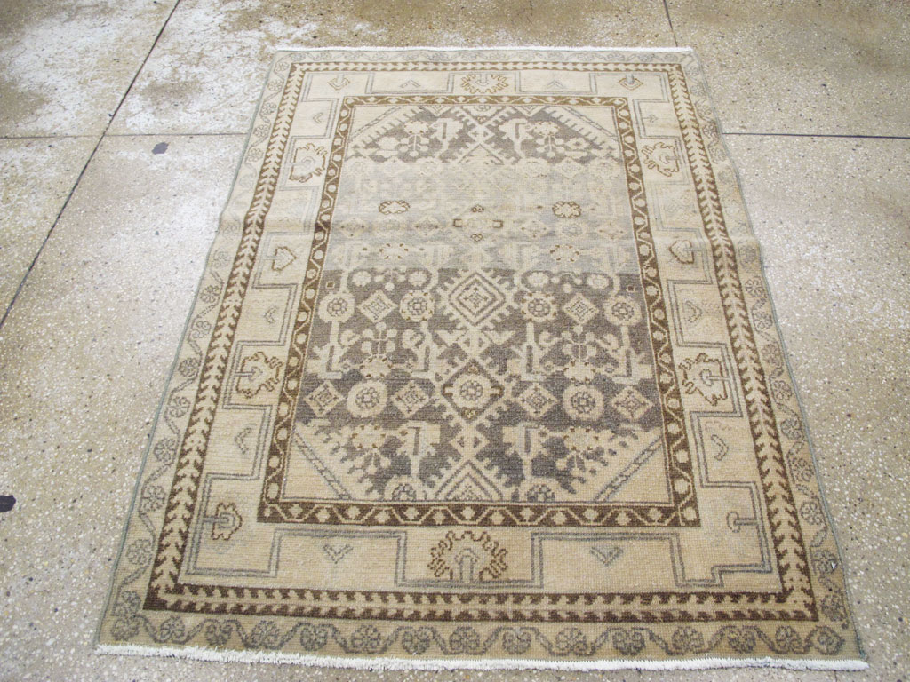 Vintage Persian Malayer Throw Rug, No.26891 - Galerie Shabab