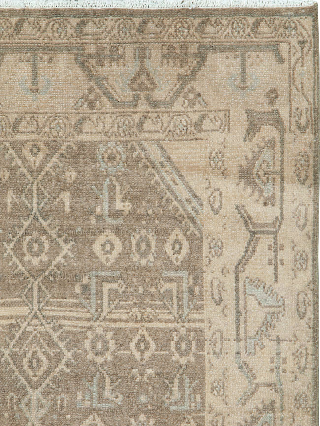 Vintage Persian Malayer Throw Rug, No.26901 - Galerie Shabab