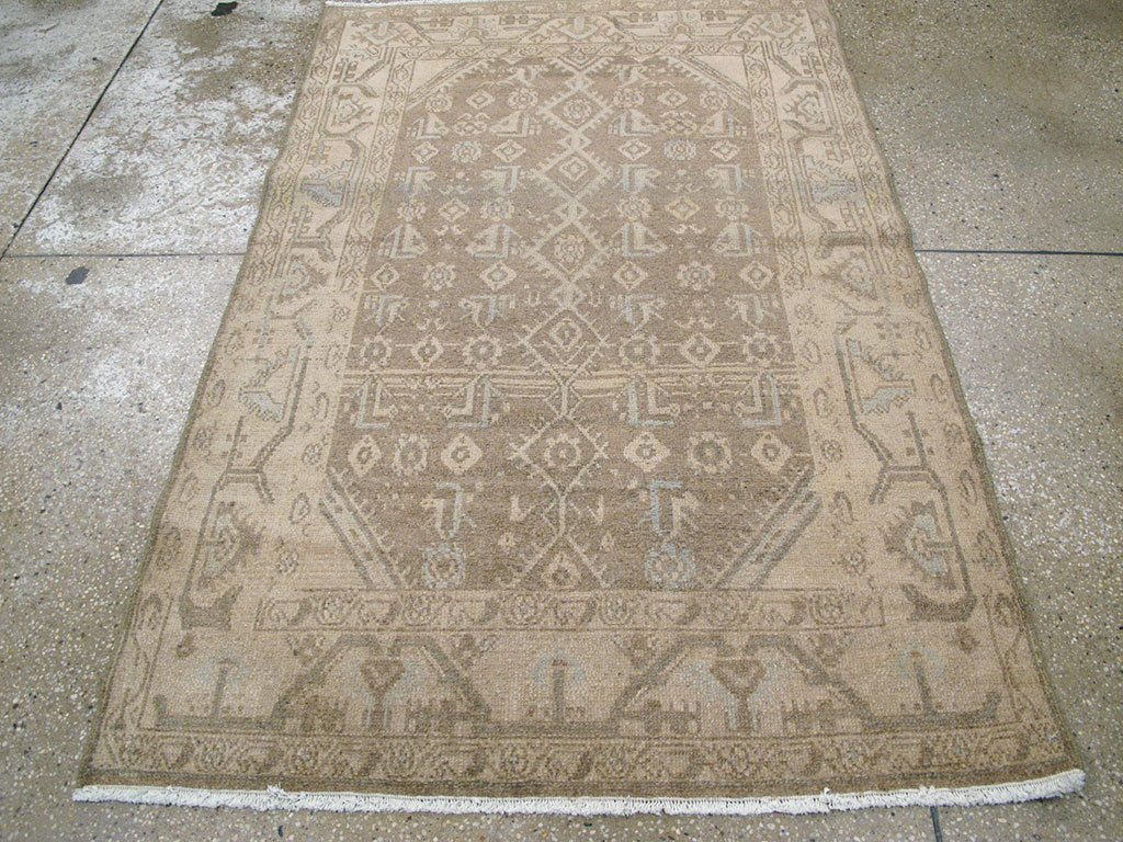 Vintage Persian Malayer Throw Rug, No.26901 - Galerie Shabab