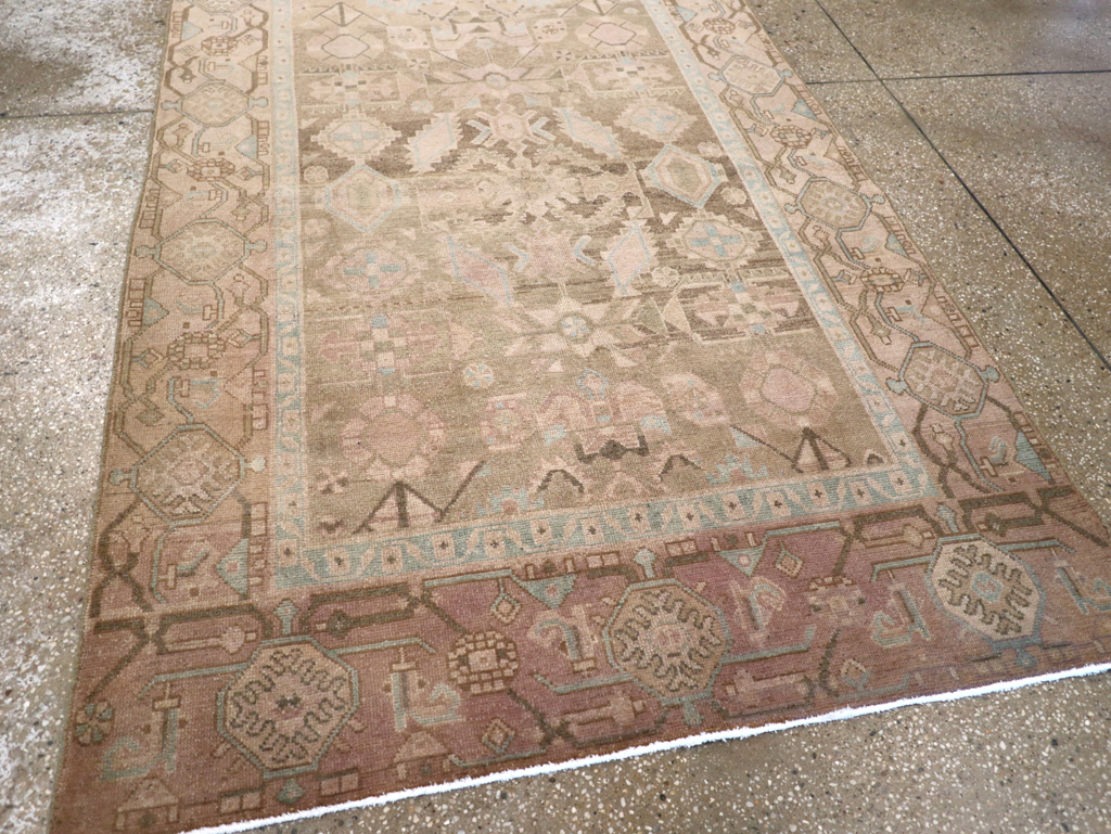 Vintage Persian Malayer Accent Rug, No.26905 - Galerie Shabab