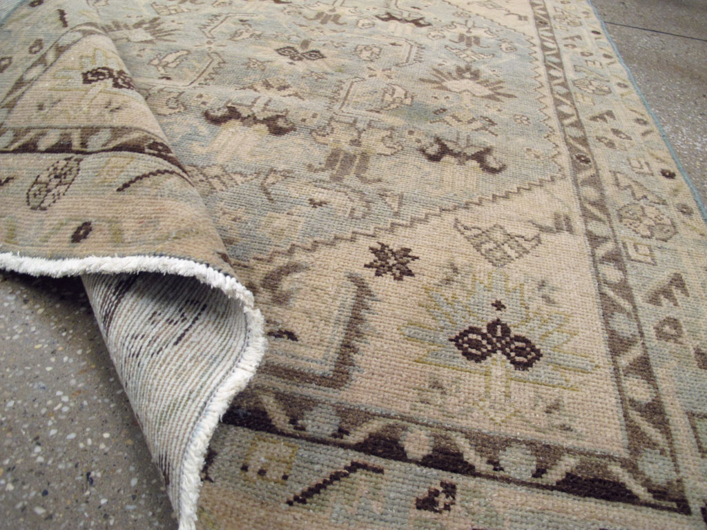 Vintage Persian Malayer Throw Rug, No.26921 - Galerie Shabab