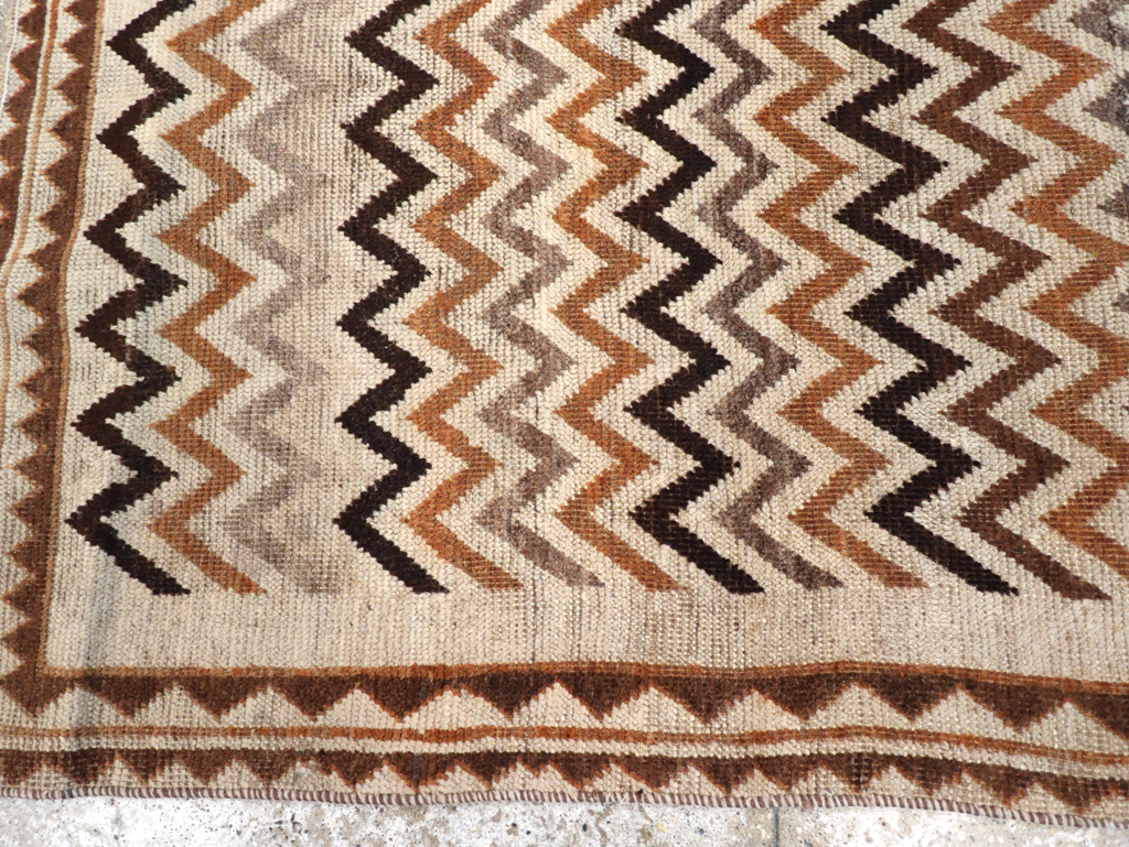 Vintage Persian Gabbeh Rug, No.26926 - Galerie Shabab