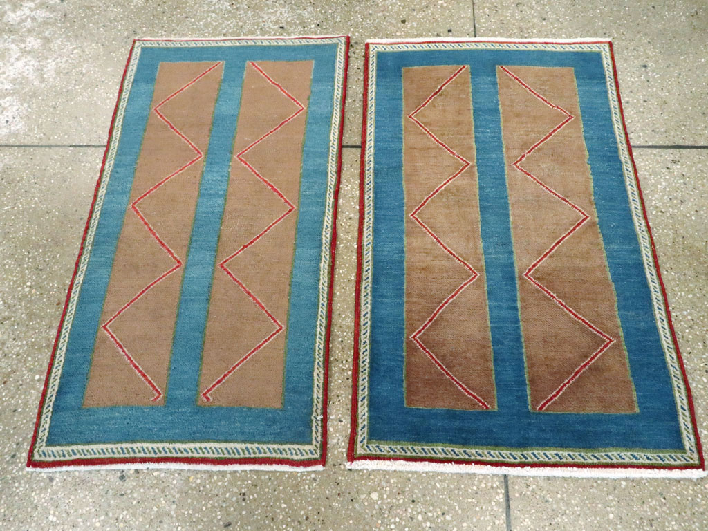 Vintage Persian Hamadan Rug, No.26937 - Galerie Shabab