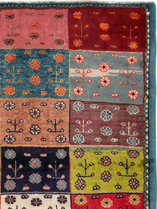 Vintage Persian Tabriz Rug, No.26938 - Galerie Shabab