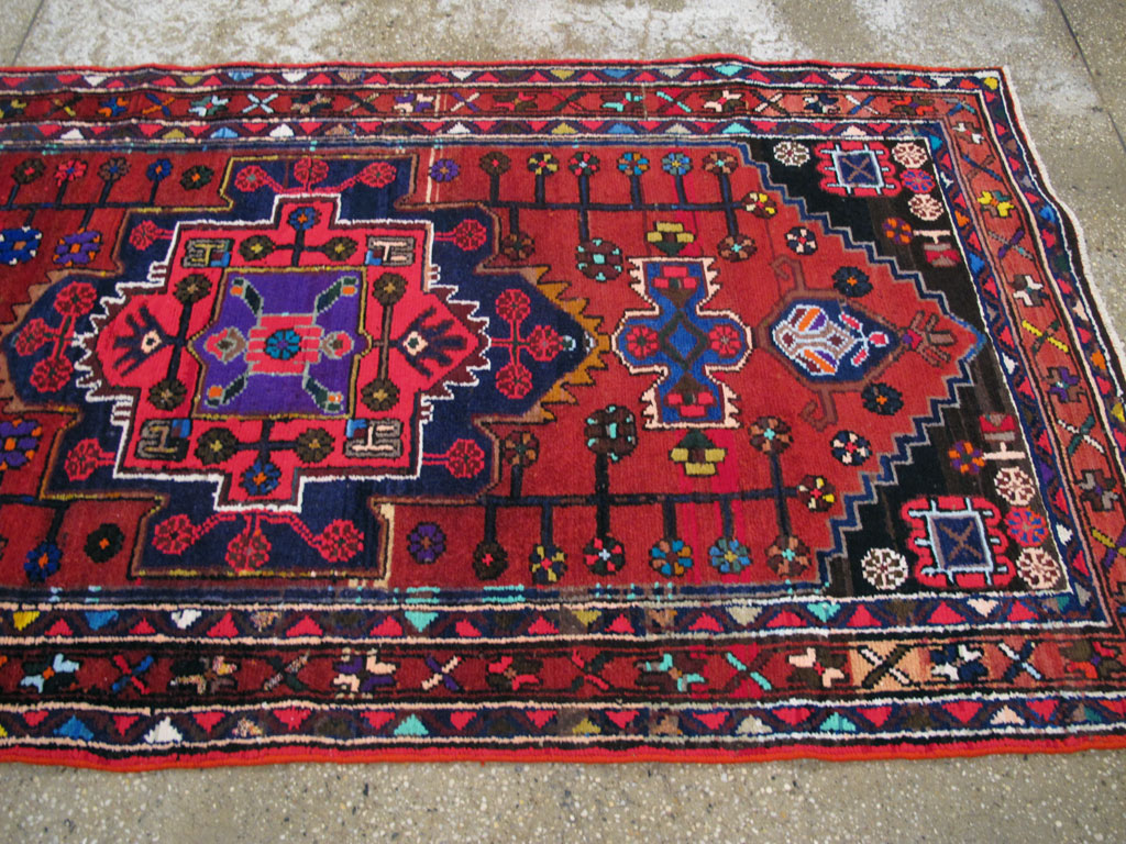 Vintage Persian Hamadan Rug, No.26941 - Galerie Shabab