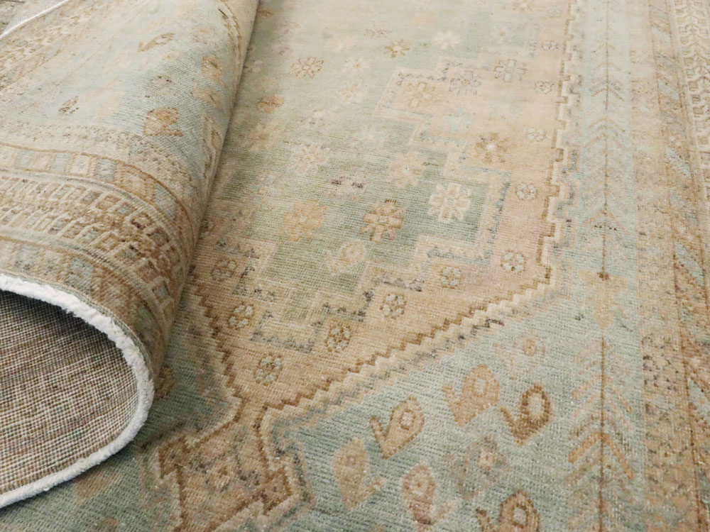 Vintage Persian Afshar Accent Rug, No.26946 - Galerie Shabab